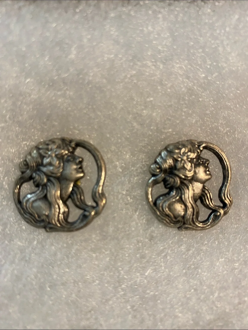 Vintage Art Nouveau Style Silver-Tone Woman Portrait Post Earrings - Picture 3 of 3
